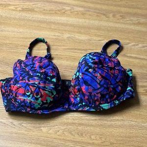 Bikini top red turquoise black blue has underwires size 14 looks C-D cup